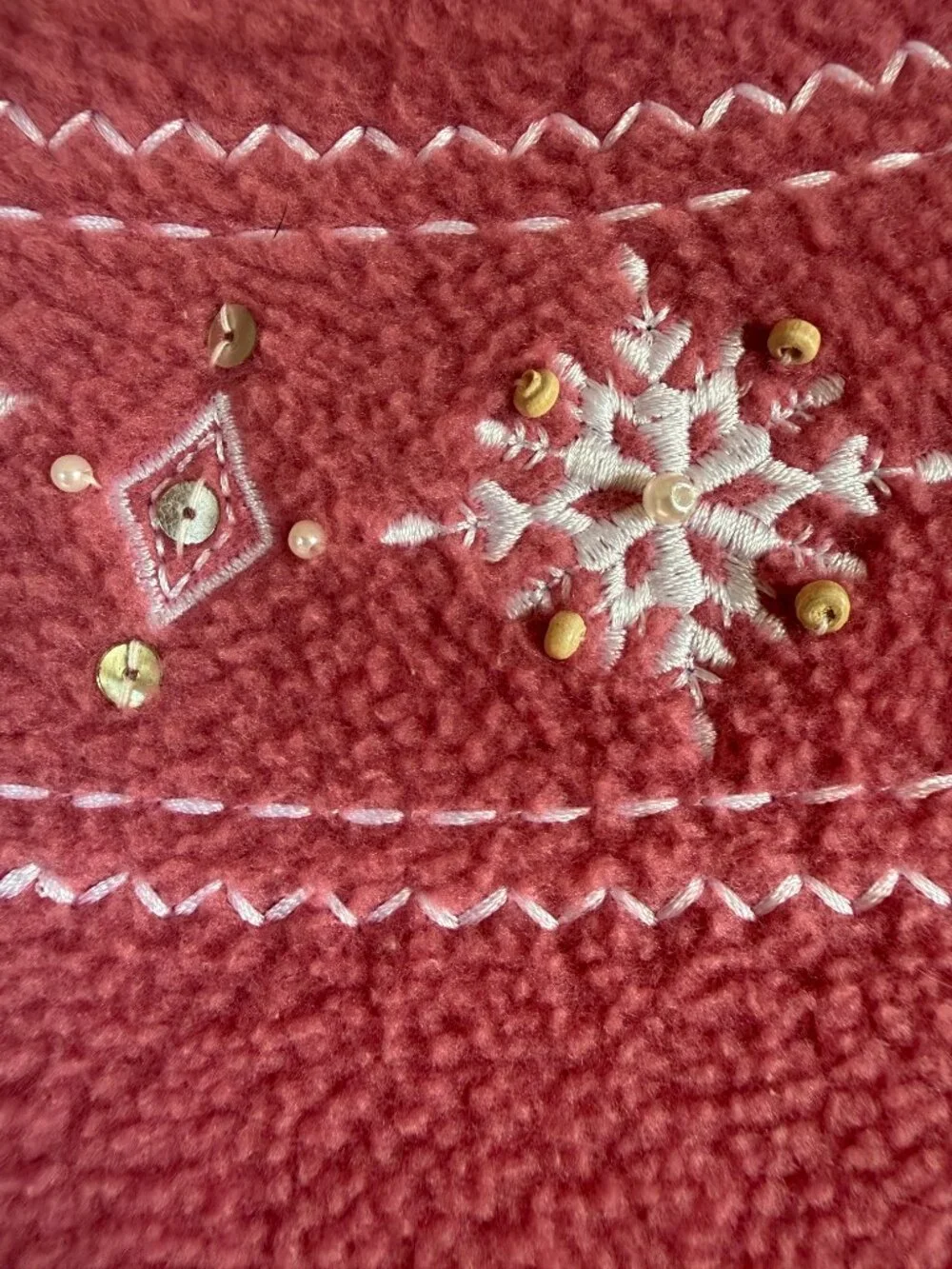 Bonnie Evans Petites dusty rose fleece embellished snowflake sweater size PL